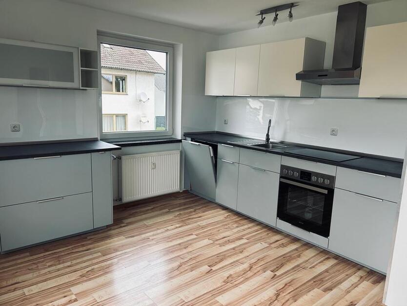 3-Zimmer-Wohnung mit Einbauküche in Weiding zu vermieten