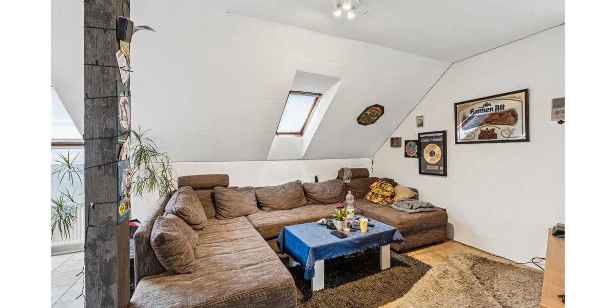 Mehrfamilienhaus mit fünf Wohneinheiten & Imbiss in Arnsberg–Gierskampen - Mehrfamilienhaus, Wohnhaus Arnsberg Obereimer | Angebot:25232860