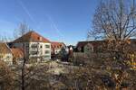 Wohnen und Arbeiten - Große Wohnung mit separatem Büro oder Gästeapartment in Nittendorf! 5 zimmer