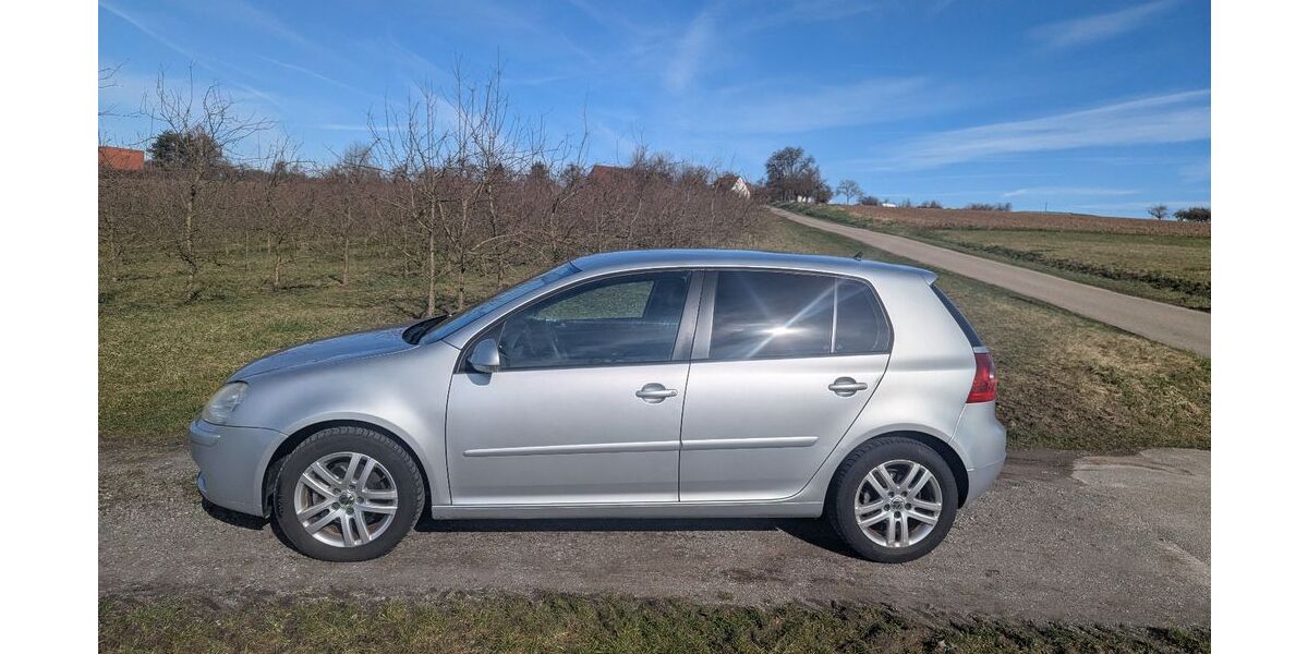 VW Golf 209.000 km 3.500 &euro; Allmersbach im Tal 71573