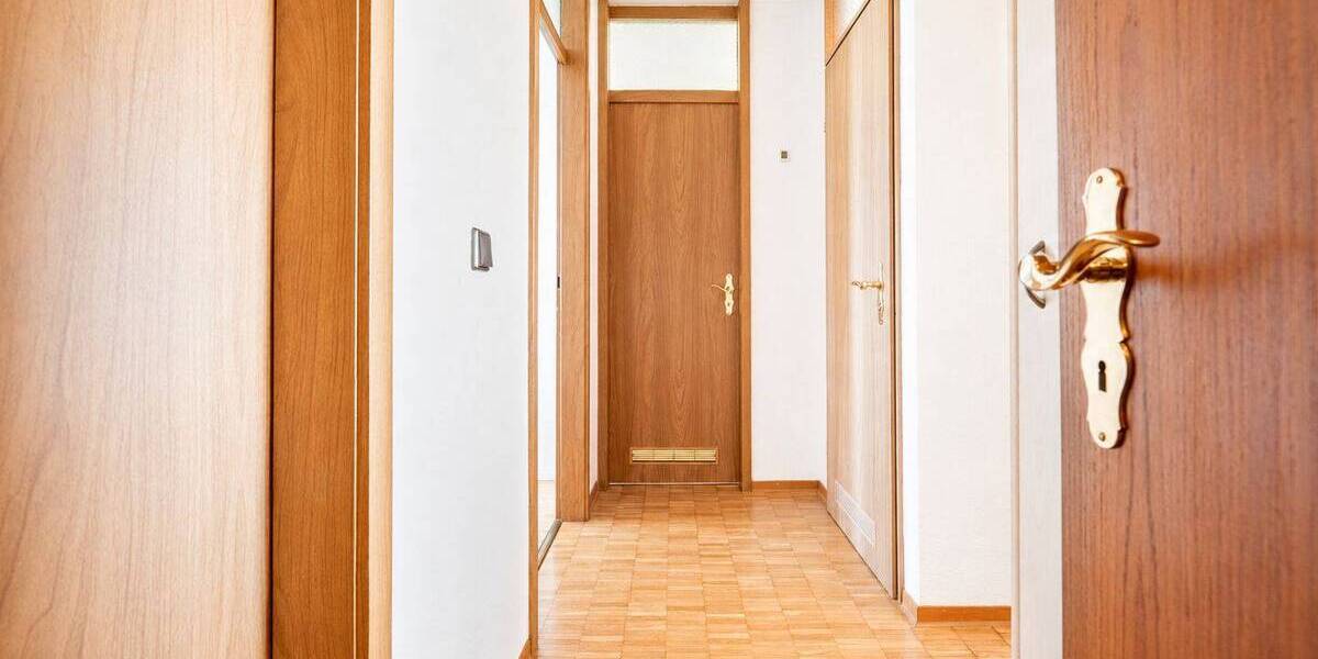 Etagenwohnung Stuttgart Asemwald - 3 Zimmer, 80 m&sup2;, 219.000&euro; | Angebot:26851457