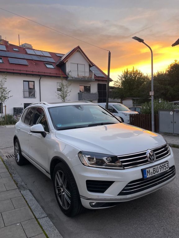 VW Touareg 280.000 km 16.000 € München 81737