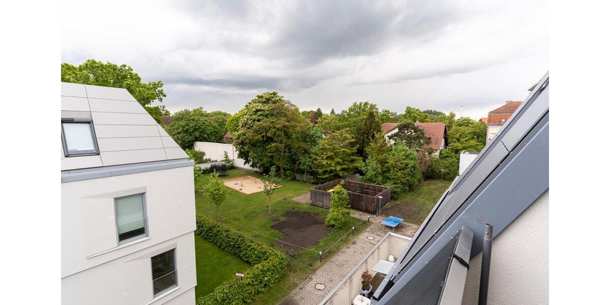 Dachgeschoßwohnung Berlin Lichtenberg - 3.5 Zimmer, 108 m&sup2;, 2.000&euro; | Angebot:26699559