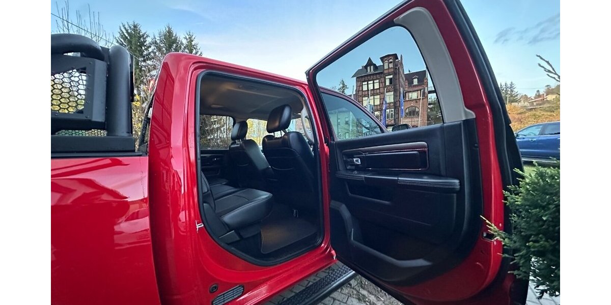 Dodge RAM 1500 5,7 Hemi Sport
