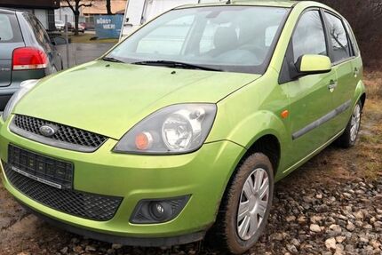 Ford Fiesta 164.000 km 2.300 &euro; Kusterdingen 72127
