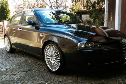 Alfa Romeo 147 138.000 km 3.900 € Bad Füssing 94072