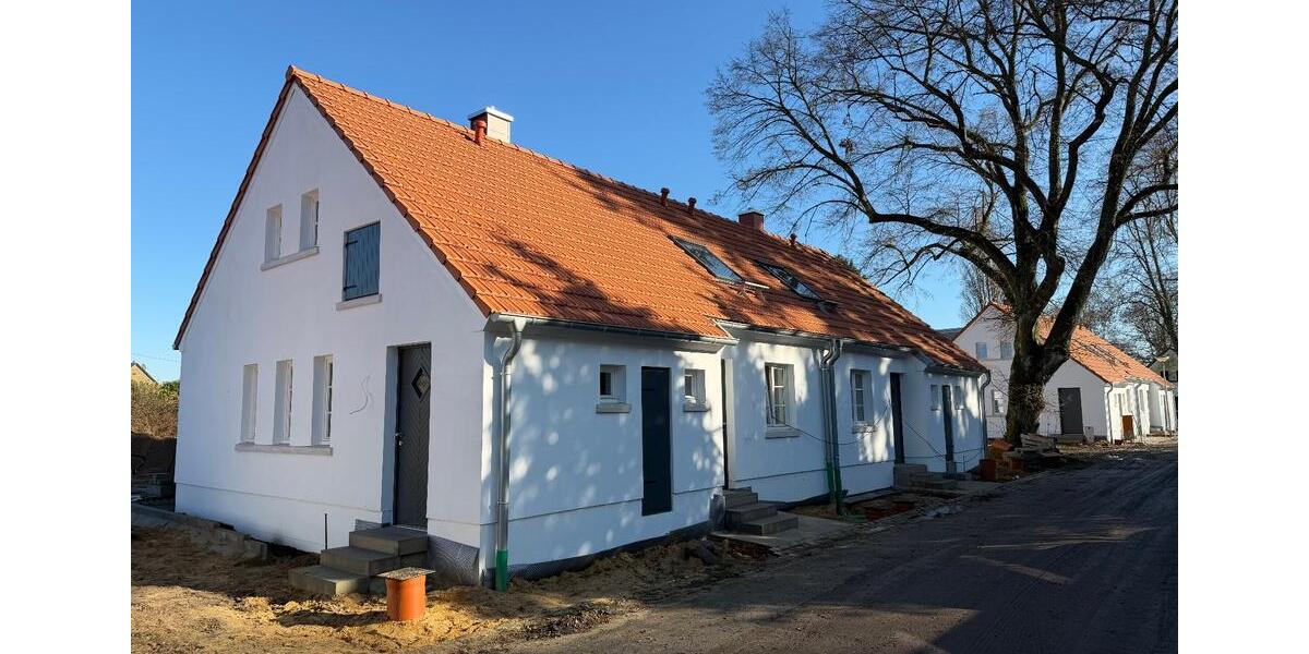 Doppelhaushälfte Viersen Hülsdonk - 3 Zimmer, 99 m&sup2;, 1.750&euro; | Angebot:25500898