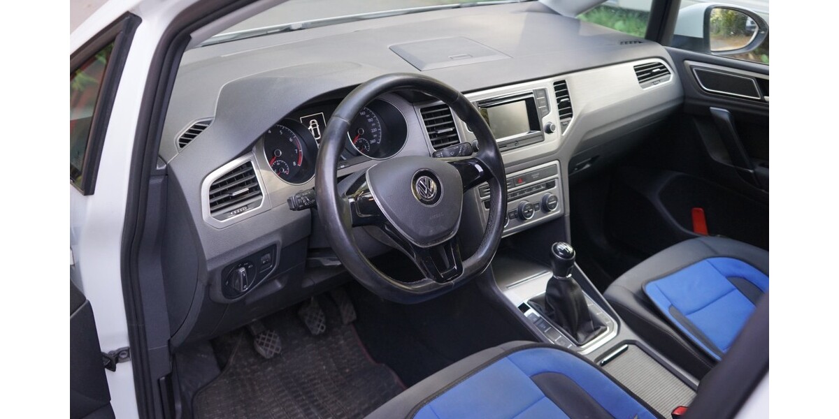 VW Golf Sportsvan 95.000 km 10.500 &euro; Berlin 10178