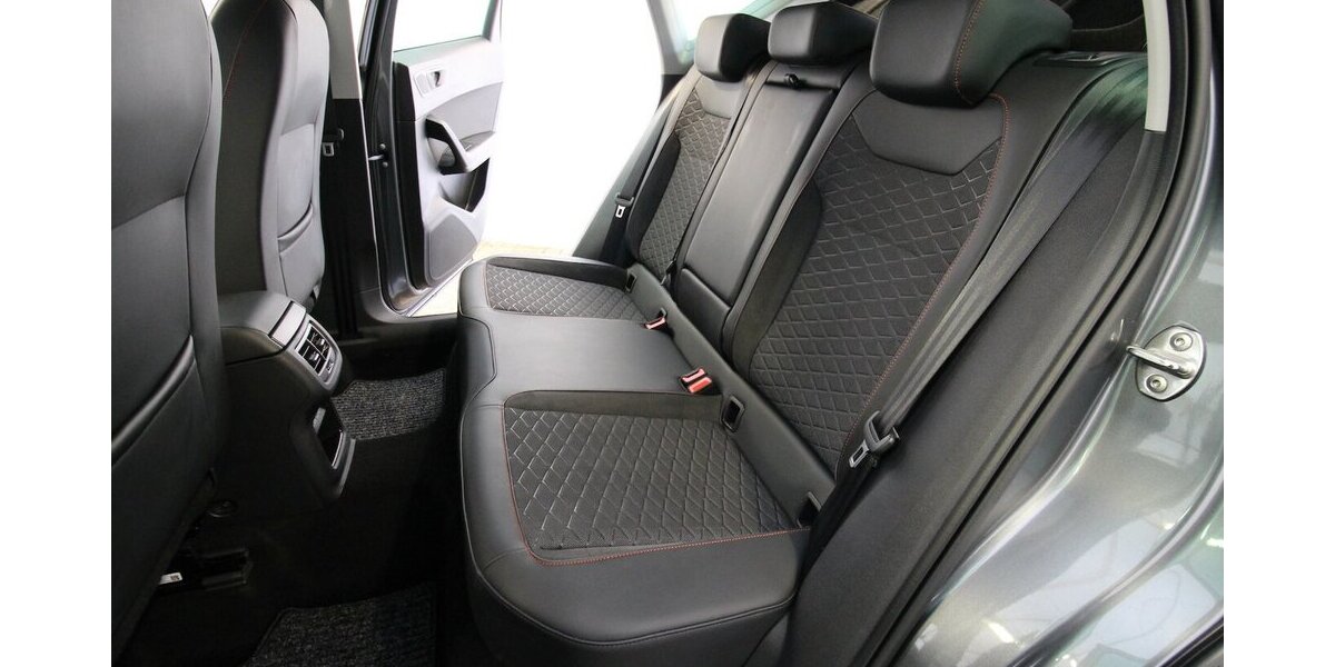 Seat Ateca 1.5 TSI FR NAVI+KAMERA+LED+ACC 66.152 km 23.900 &euro; Hagenow 19230