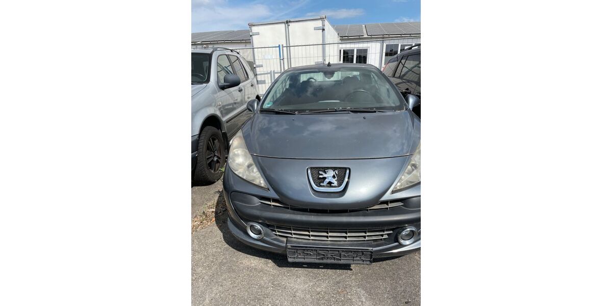 Peugeot 207 149.000 km 999 &euro; Römerberg 67354