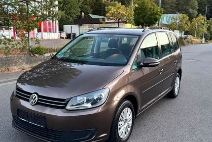 VW Touran 139.200 km 4.950 &euro; Kaiserslautern 67661