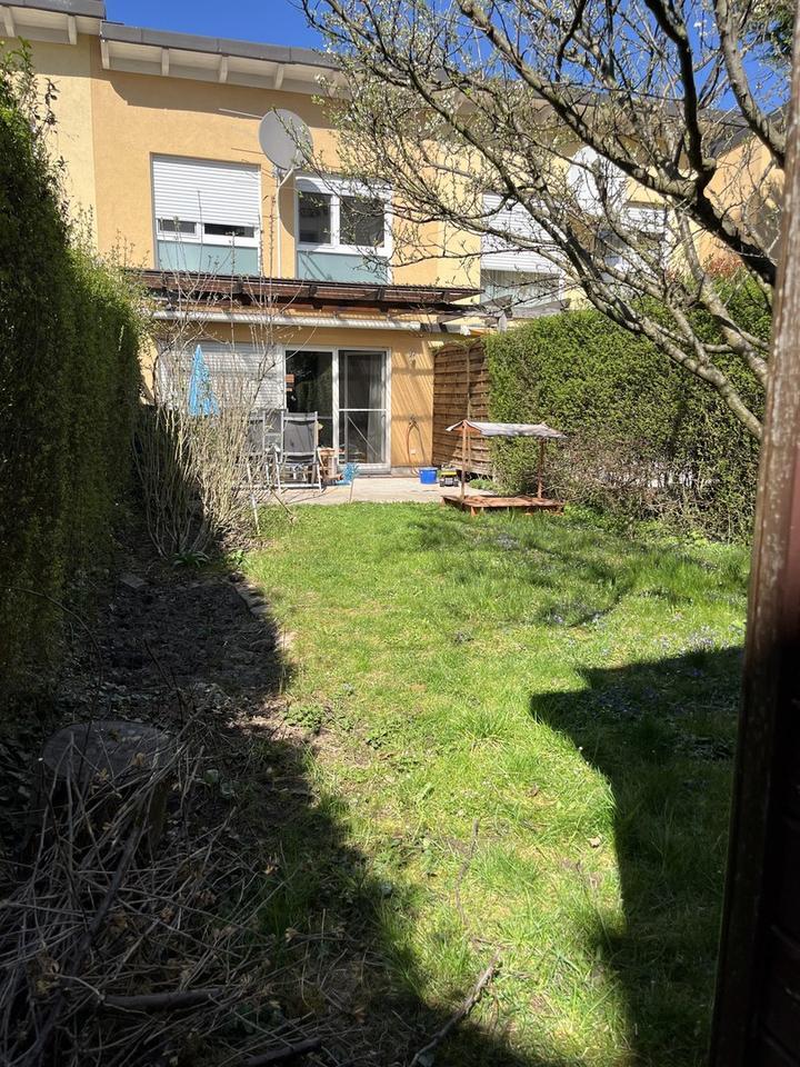 RMH mit EBK, Garten, Garage + Stellplatz in Asperg Einziehen und wohlfühlen