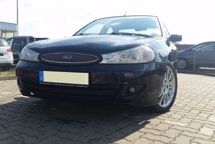 Ford Mondeo 225.000 km 2.300 &euro; Adendorf 21365