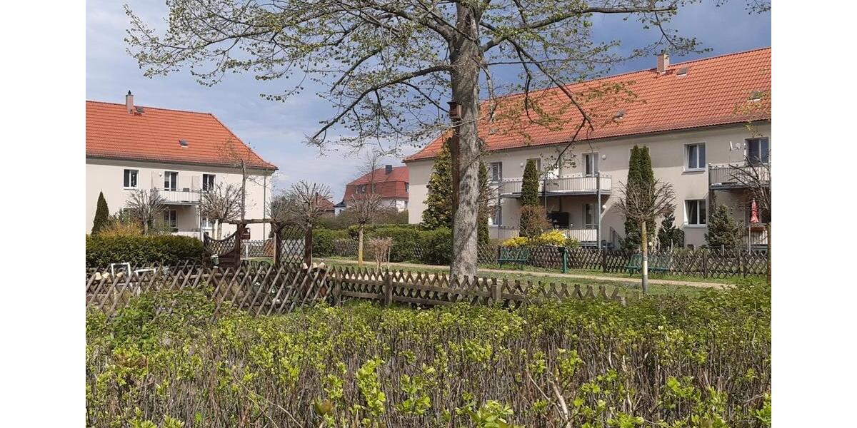 Erdgeschoßwohnung Lauta - 1 Zimmer, 36 m&sup2;, 250&euro; | Angebot:25367885