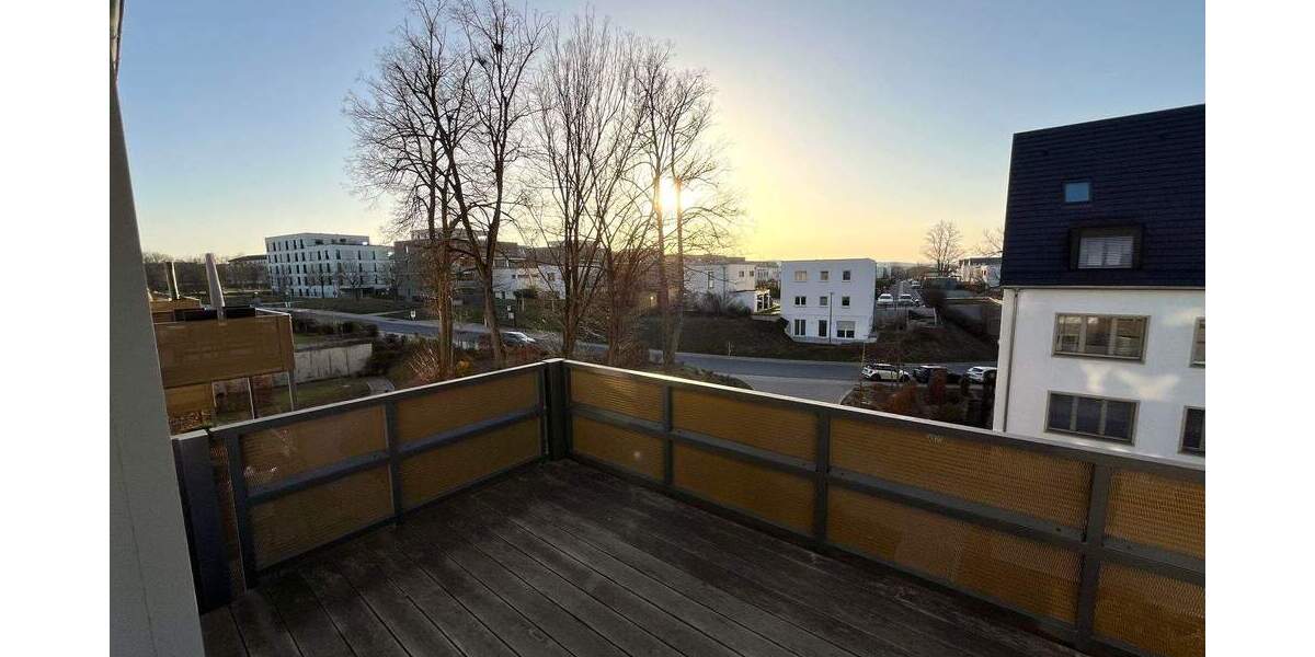 Etagenwohnung Würzburg Frauenland - 3 Zimmer, 124 m&sup2;, 1.550&euro; | Angebot:25409879