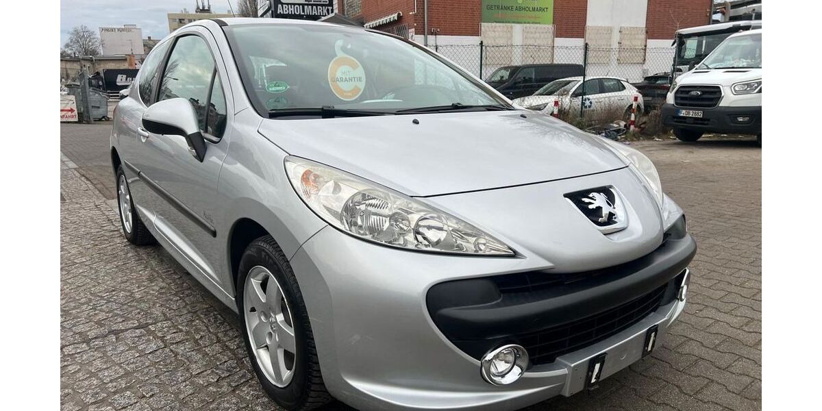 Peugeot 207 116.600 km 1.990 &euro; Berlin 10551