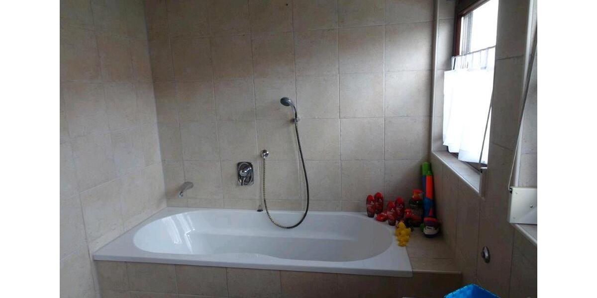 Maisonettenwohnung Dornstadt - 5 Zimmer, 135 m&sup2;, 1.300&euro; | Angebot:25097137