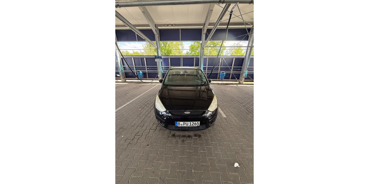 Ford S-Max 299.000 km 2.200 &euro; Schönefeld 12529