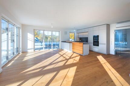 Exklusives Penthouse mit Blick ins Grüne – Erstbezug in ruhiger Lage 3 zimmer