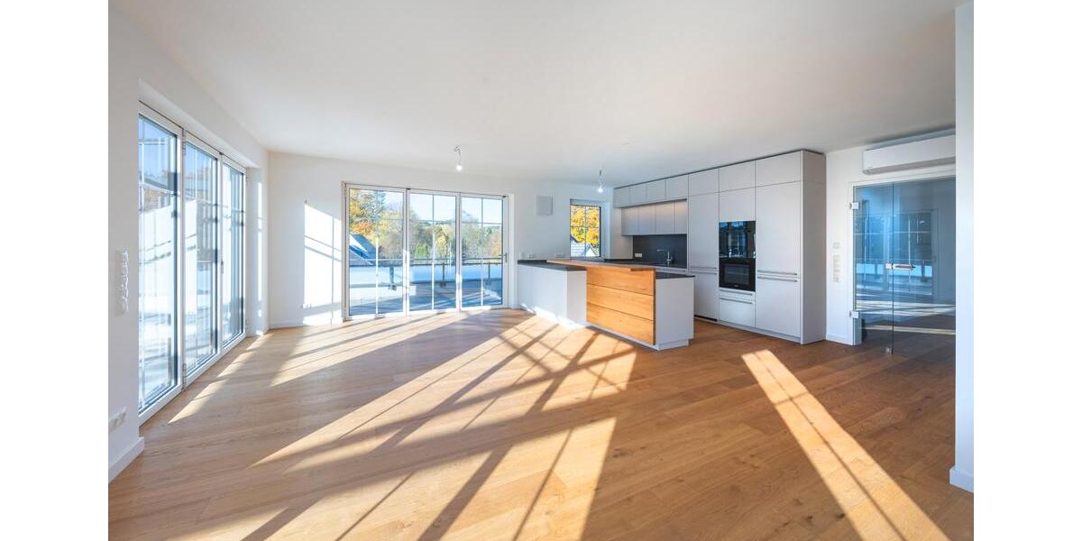 Exklusives Penthouse mit Blick ins Grüne – Erstbezug in ruhiger Lage 3 zimmer