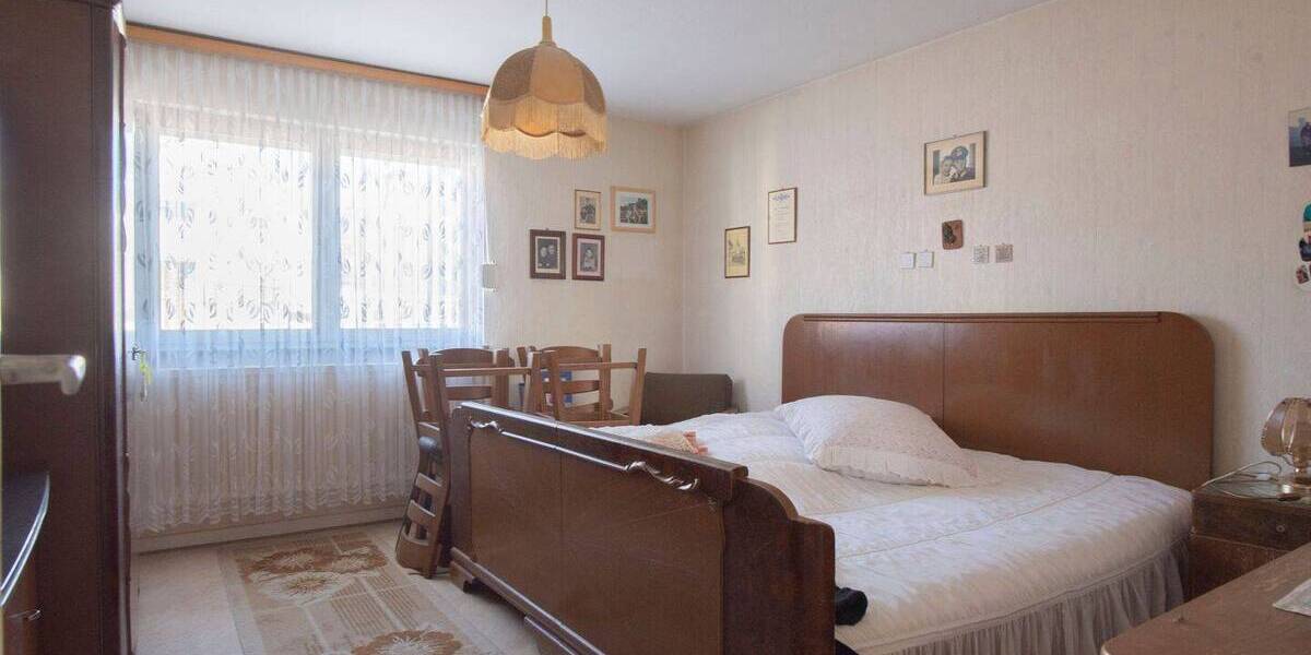 Einfamilienhaus Hungen Villingen - 7 Zimmer, 135 m&sup2;, 245.000&euro; | Angebot:26359752