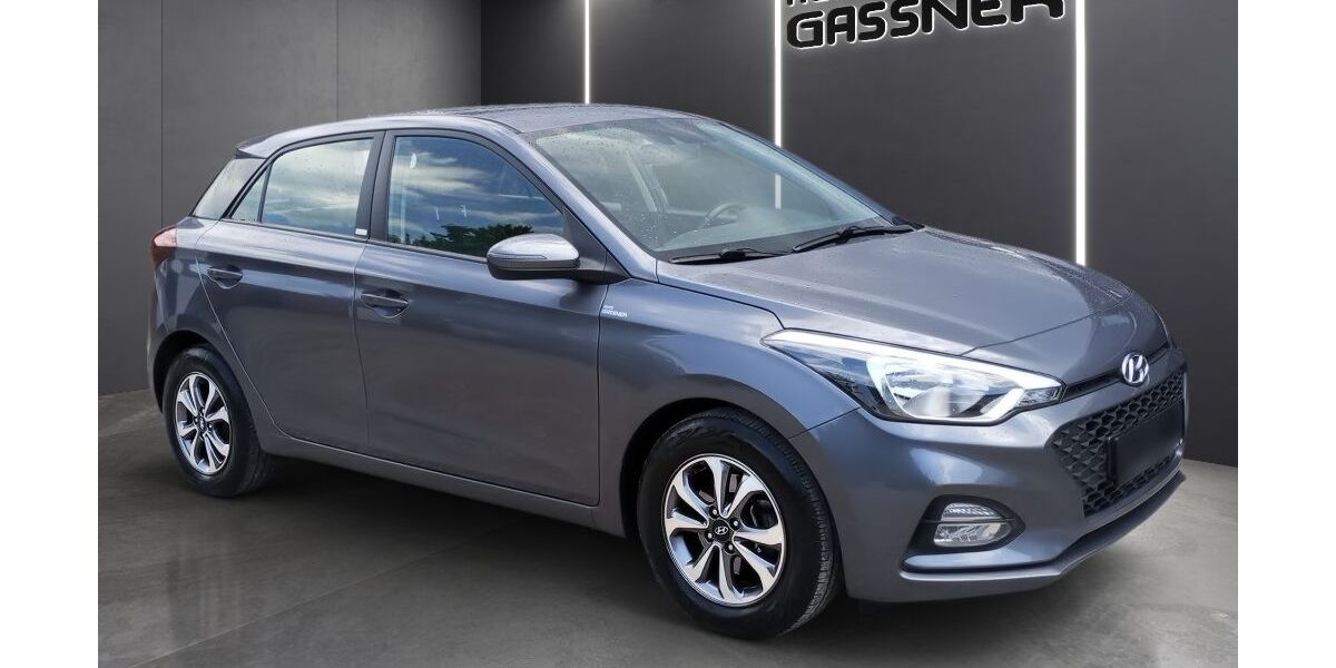 Hyundai i20 100.000 km 12.490 &euro; Ainring 83404