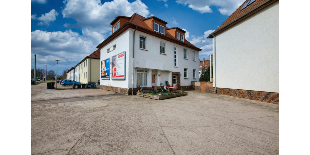 Mehrfamilienhaus, Wohnhaus Merseburg - 16 Zimmer, 315 m&sup2;, 385.000&euro; | Angebot:24804170