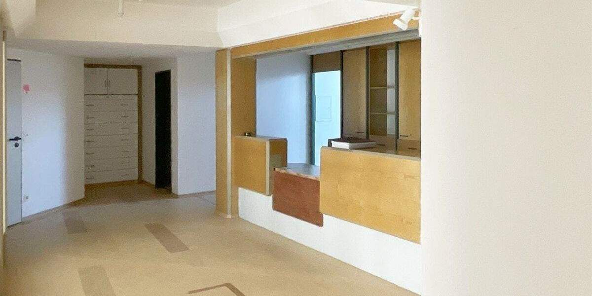 Gewerbeobjekt Bogen - 9 Zimmer, 279.000&euro; | Angebot:25770581