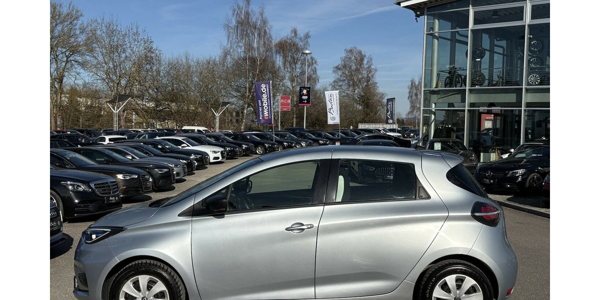 Renault ZOE Life/KEYLESS/LENKHZ./TEMPOMAT/1.HAND 62.409 km 12.900 &euro; Villingen-Schwenningen 78054