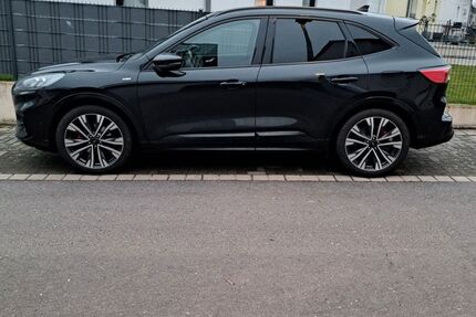 Ford Kuga 42.000 km 19.900 &euro; Wachtberg 53343