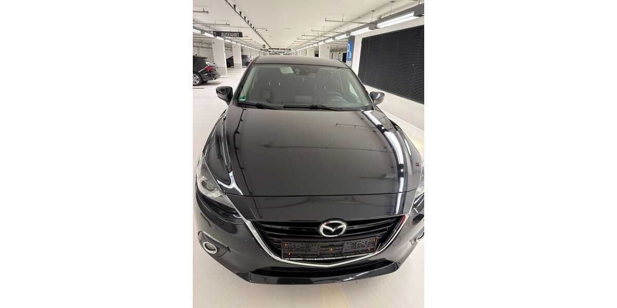Mazda 3 145.000 km 9.250 € München 81829