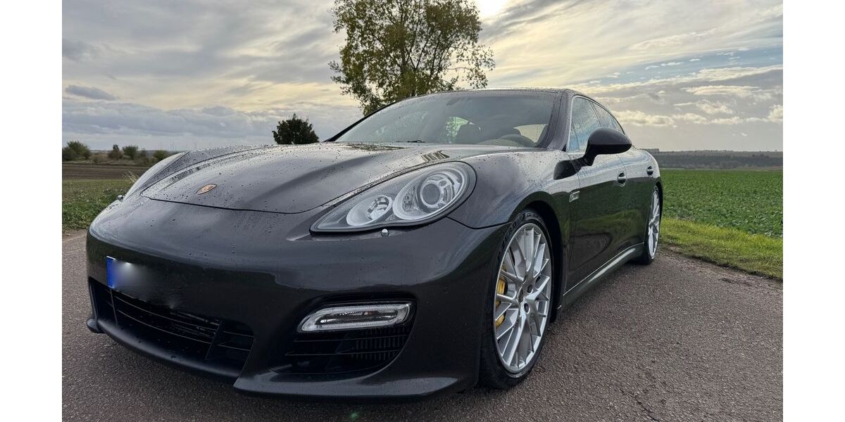 Porsche Panamera 143.000 km 27.900 &euro; Wettin-Löbejün 06193