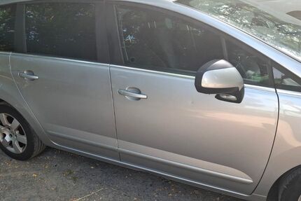 Peugeot 5008 173.000 km 4.100 &euro; Heilbronn 74078