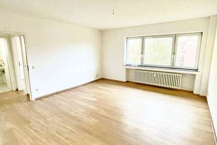 Wohnung Mönchengladbach Süd - 4 Zimmer, 79 m&sup2;, 165.000&euro; | Angebot:26496247
