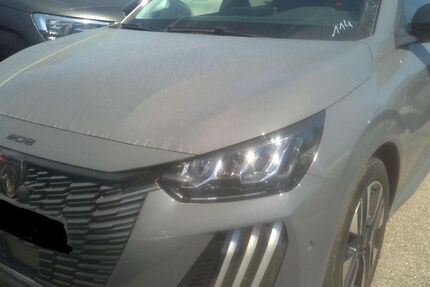 Peugeot 208 14.246 km 15.580 &euro; Rüsselsheim 65428