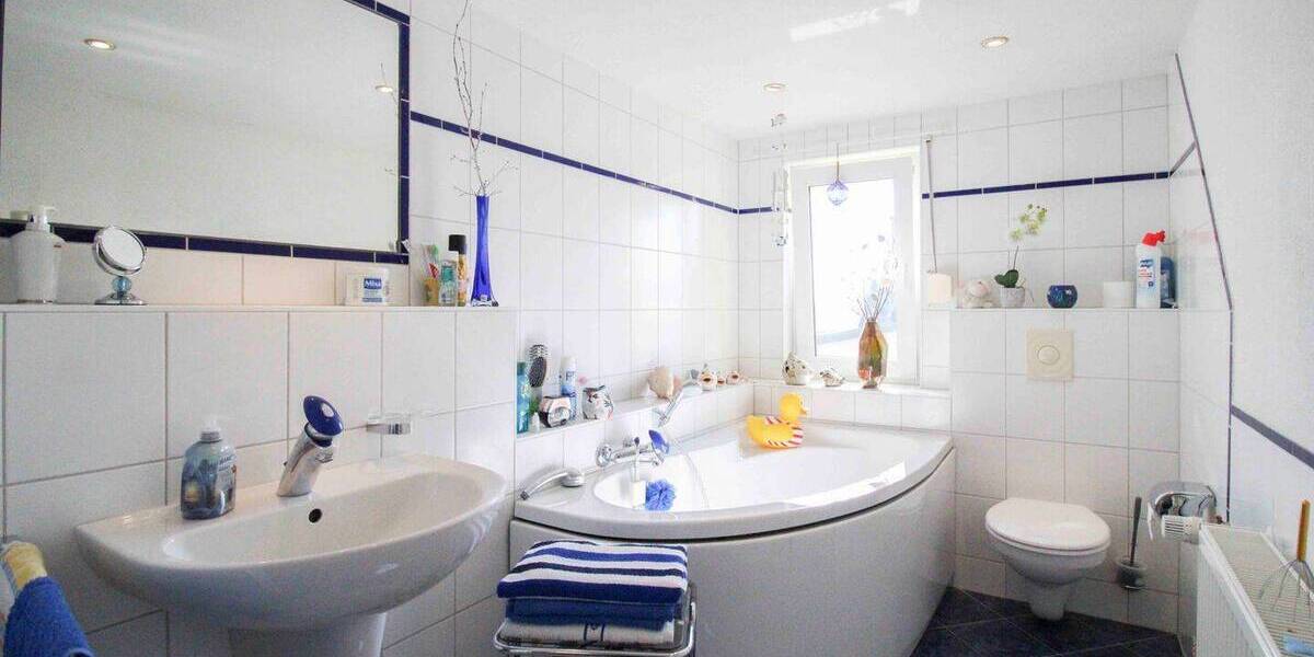 Reihenmittelhaus Ribnitz-Damgarten Damgarten - 4 Zimmer, 112 m&sup2;, 330.000&euro; | Angebot:26862971