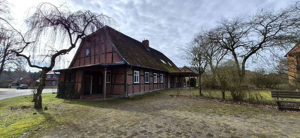 Viel Wohnraum zum Gestalten in ländlicher Idylle - Einfamilienhaus Prezelle Lomitz | Angebot:26147190