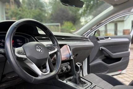 VW Passat Variant 83.000 km 22.500 &euro; Meuselwitz 04610