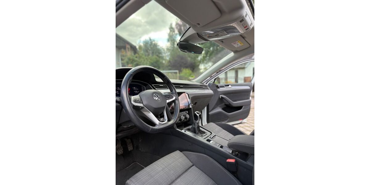 VW Passat Variant 83.000 km 22.500 &euro; Meuselwitz 04610