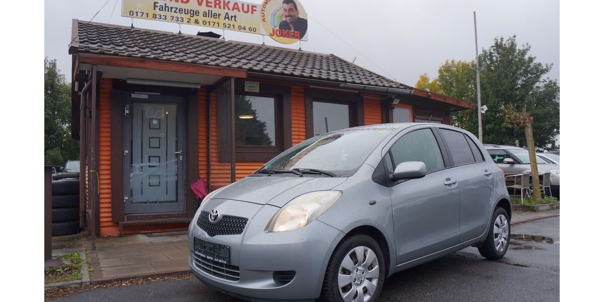 Toyota Yaris 147.426 km 2.990 &euro; Erwitte 59597
