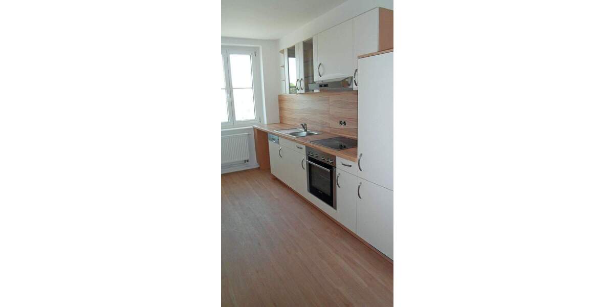 Geräumige 1-R-Wohnung mit Einbauküche 1 zimmer