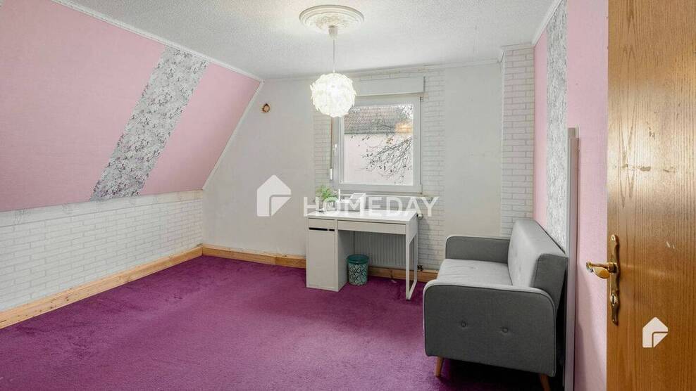 Ihr neues Zuhause: Doppelhaushälfte mit Garten und Platz für die Familie in Leuna 4 zimmer