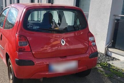 Renault Twingo 180.000 km 999 &euro; Jettingen 71131