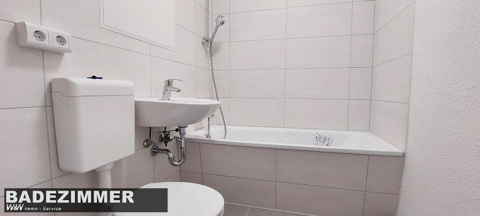 Etagenwohnung Zwickau Neuplanitz - 5 Zimmer, 83 m&sup2;, 449&euro; | Angebot:24704379