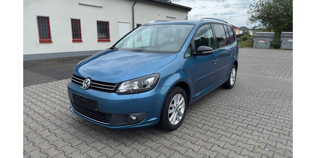 VW Touran 204.000 km 5.999 &euro; Limburg-Linter 65550
