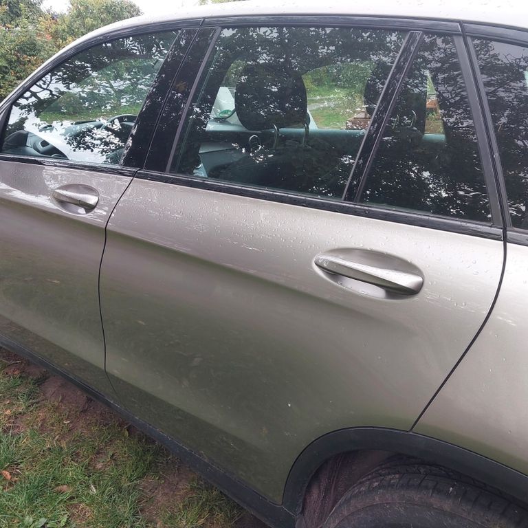 Mercedes-Benz GLC 250 94.000 km 27.400 € Wolmirstedt 39326