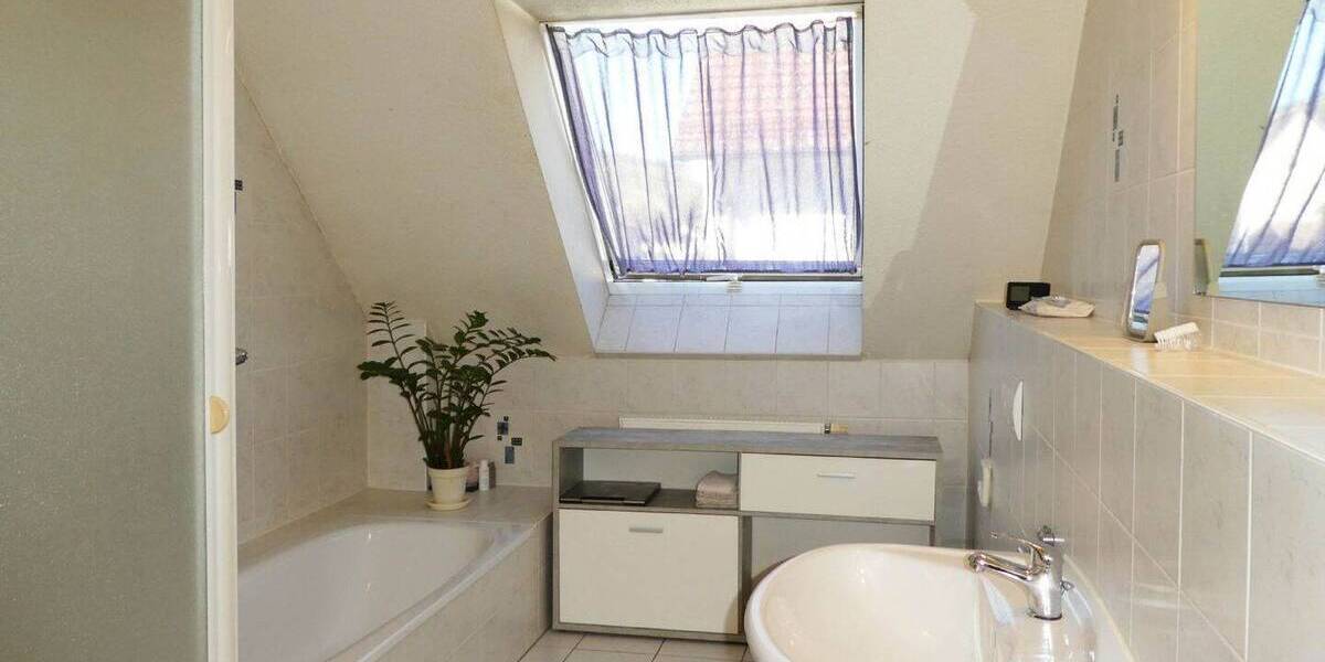 Reihenendhaus Wächtersbach - 6 Zimmer, 118 m&sup2;, 389.000&euro; | Angebot:26176398