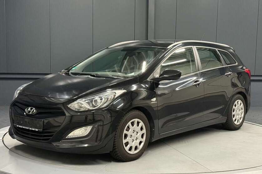 i30