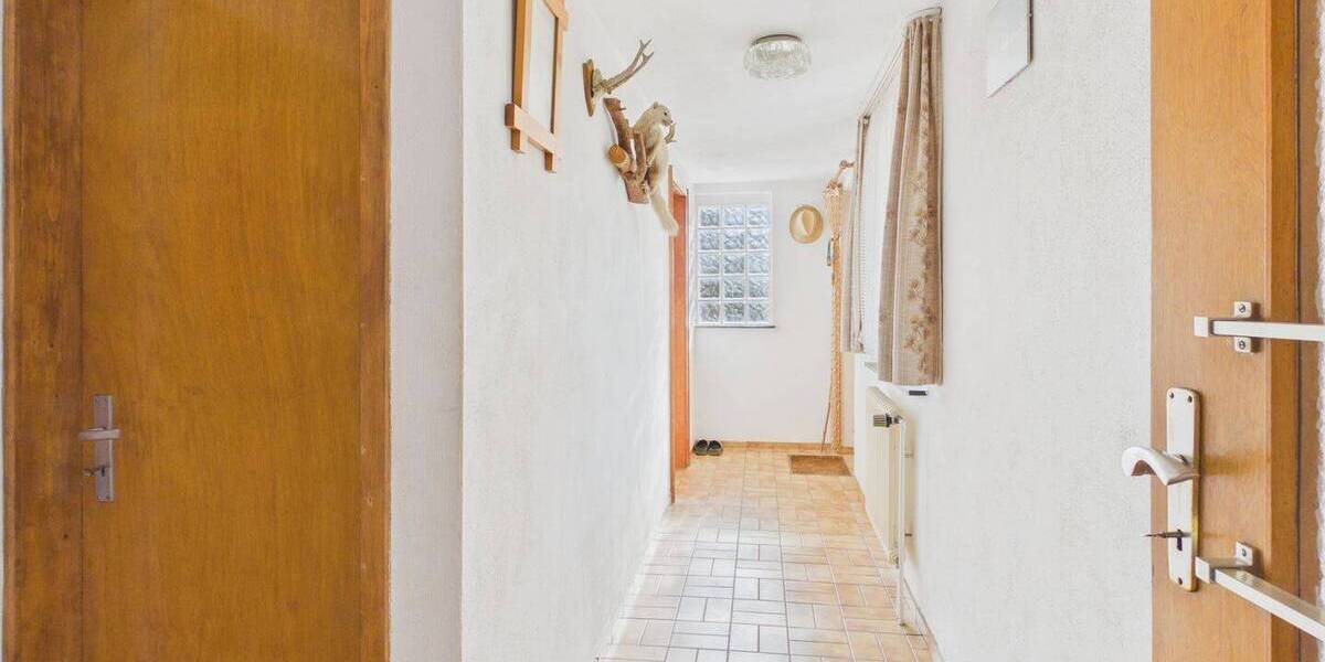 Mehrfamilienhaus, Wohnhaus Blumberg Riedböhringen - 9 Zimmer, 149 m&sup2;, 298.000&euro; | Angebot:26366587
