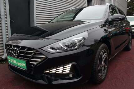 Hyundai i30 48.902 km 17.982 € Essen 45326